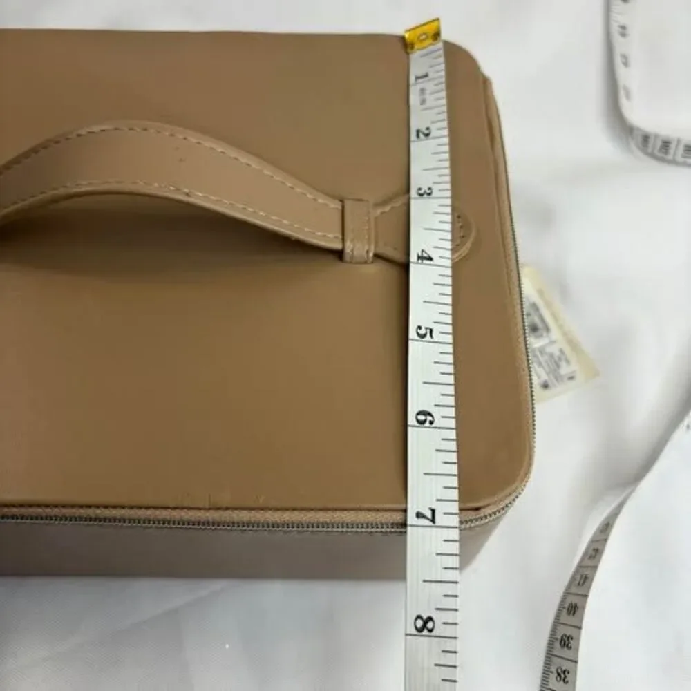 A New Day Travel Case Jewelry Makeup Organizer Tan Zippered Case